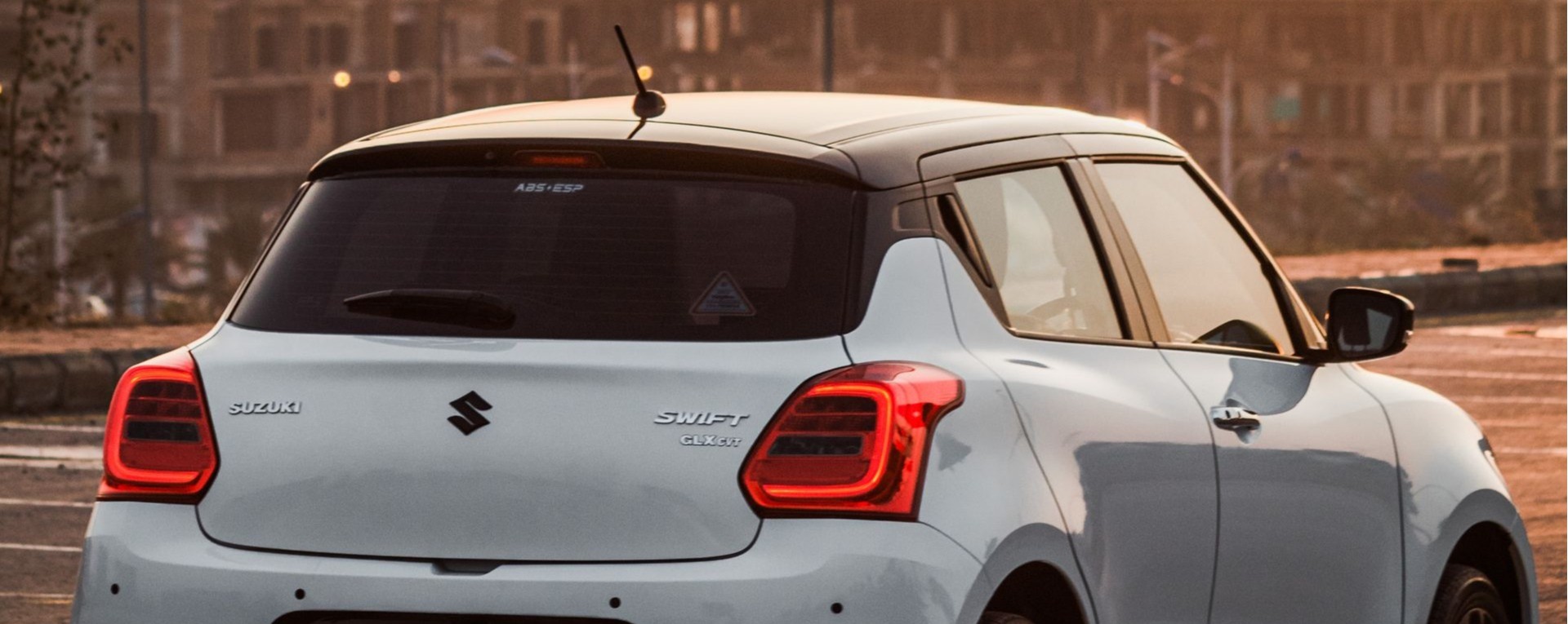Swift / Aura